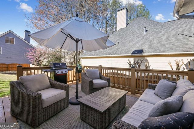 300 Crown Vetch Lane, Alpharetta, GA 30005