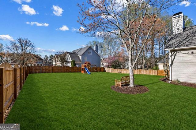 300 Crown Vetch Lane, Alpharetta, GA 30005