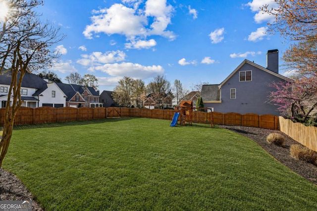 300 Crown Vetch Lane, Alpharetta, GA 30005