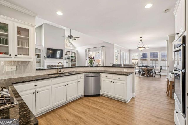 300 Crown Vetch Lane, Alpharetta, GA 30005