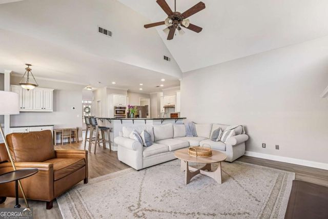 300 Crown Vetch Lane, Alpharetta, GA 30005