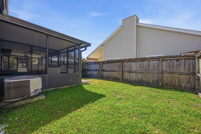 351 NW Canterbury Circle, Fort Walton Beach, FL 32548