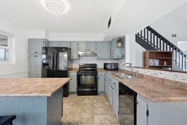 351 NW Canterbury Circle, Fort Walton Beach, FL 32548