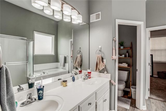 406 BRIAR Lane, Kearney, MO 64060