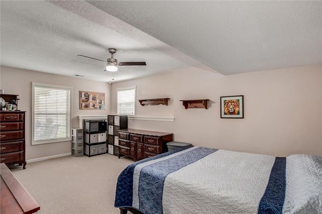 406 BRIAR Lane, Kearney, MO 64060