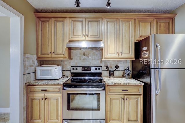 101 Lighthouse Rd Apt 2229, Hilton Head Island, SC 29928