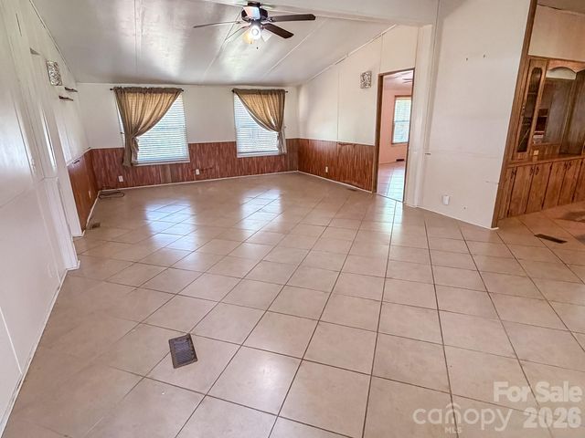 2746 Orangewood Lane, Newton, NC 28658