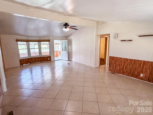 2746 Orangewood Lane, Newton, NC 28658