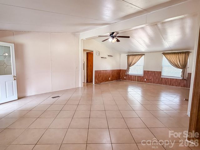 2746 Orangewood Lane, Newton, NC 28658