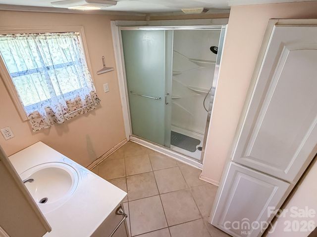 2746 Orangewood Lane, Newton, NC 28658