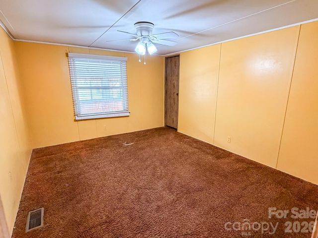 2746 Orangewood Lane, Newton, NC 28658