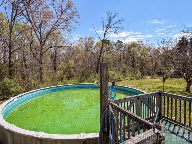 2746 Orangewood Lane, Newton, NC 28658