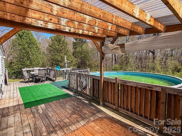 2746 Orangewood Lane, Newton, NC 28658