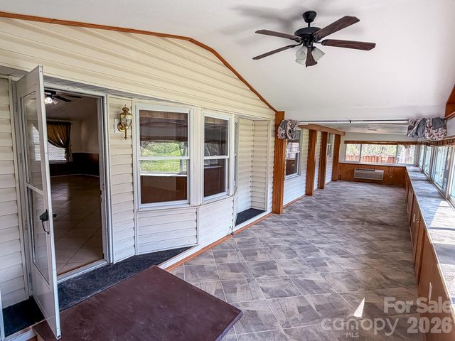 2746 Orangewood Lane, Newton, NC 28658