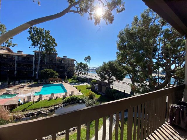 5216 Marina Pacifica South, Long Beach, CA 90803