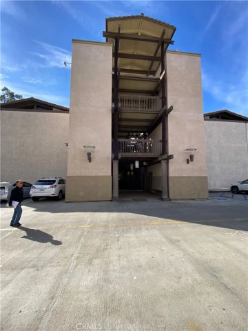 5216 Marina Pacifica South, Long Beach, CA 90803