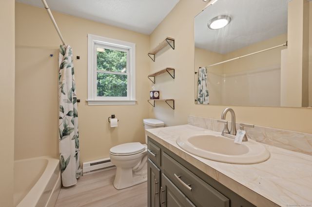 212 Rockwell Avenue, Bristol, CT 06010