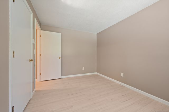 212 Rockwell Avenue, Bristol, CT 06010