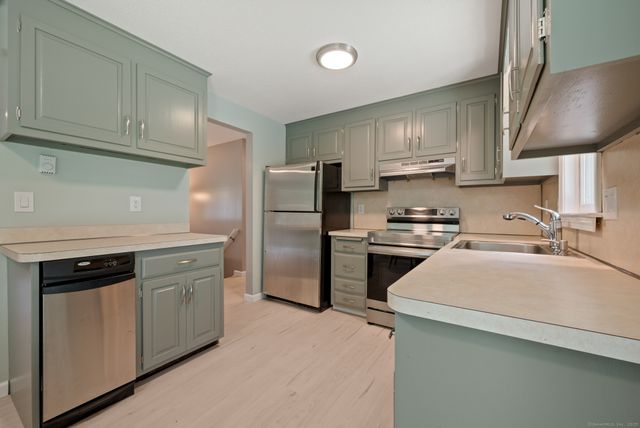 212 Rockwell Avenue, Bristol, CT 06010