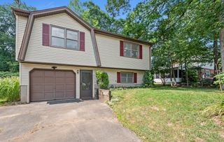 212 Rockwell Avenue, Bristol, CT 06010