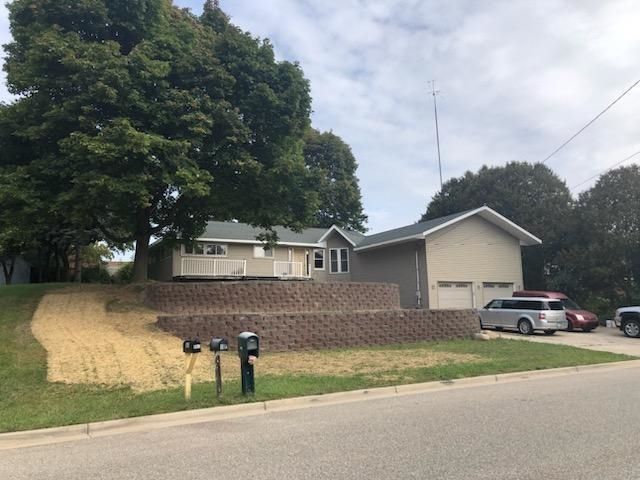 609 S Rainbow Drive, Clare, MI 48617