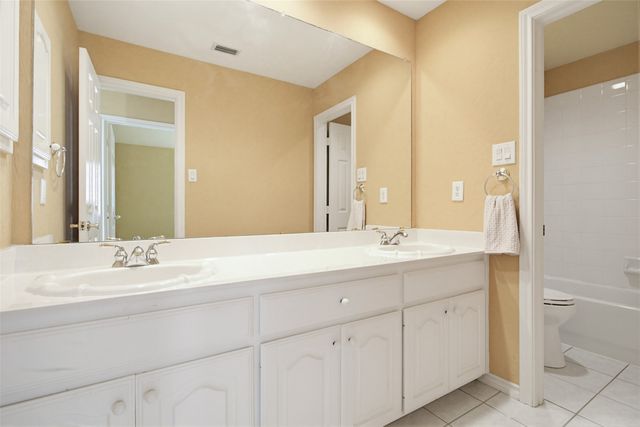 3208 Bridle Lane, Grapevine, TX 76051