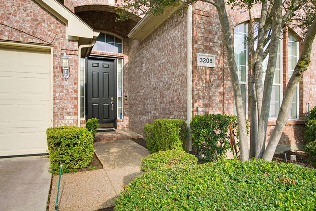 3208 Bridle Lane, Grapevine, TX 76051