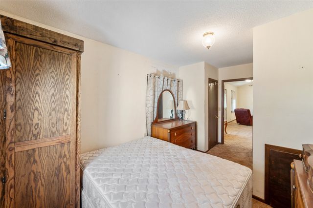 240 Park Street, Grinnell, IA 50112