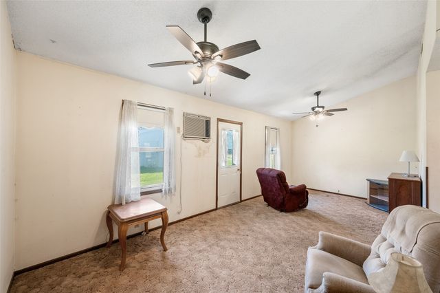 240 Park Street, Grinnell, IA 50112