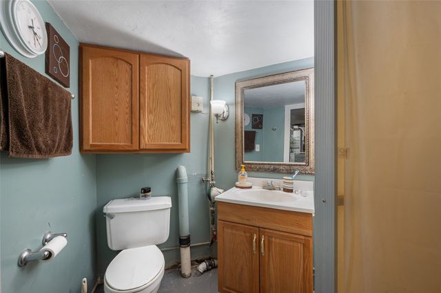 240 Park Street, Grinnell, IA 50112