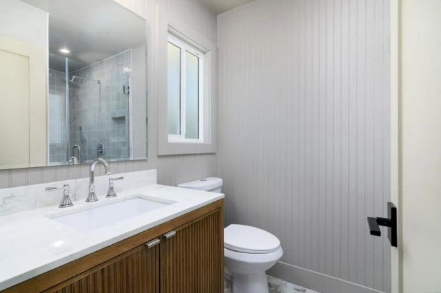 1845 Thomas Ave, San Diego, CA 92109