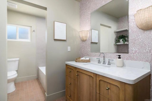 1845 Thomas Ave, San Diego, CA 92109