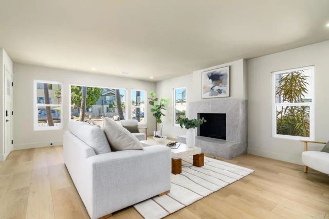 1845 Thomas Ave, San Diego, CA 92109