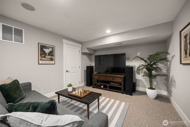 814 23rd Avenue E, Seattle, WA 98112