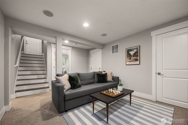 814 23rd Avenue E, Seattle, WA 98112