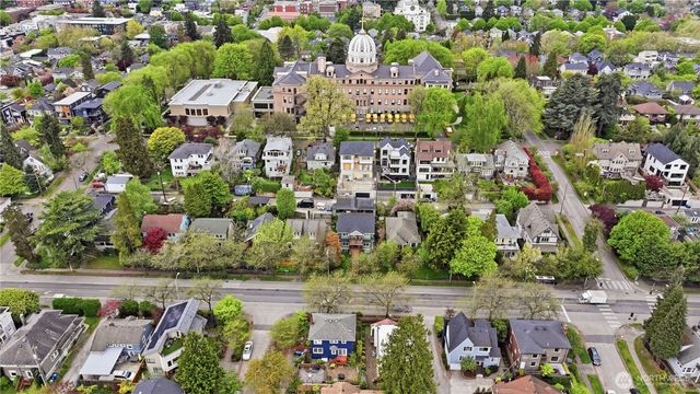 814 23rd Avenue E, Seattle, WA 98112