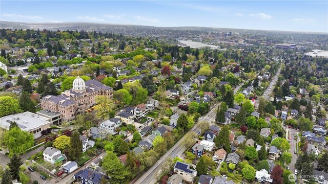 814 23rd Avenue E, Seattle, WA 98112