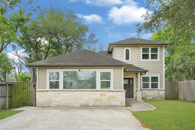 1004 Bonnie Street, Houston, TX 77587