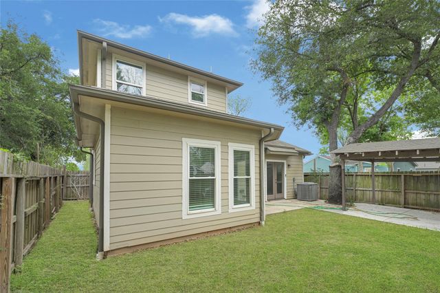 1004 Bonnie Street, Houston, TX 77587