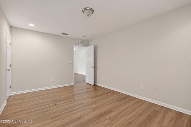 5315 COLONIAL Avenue, Jacksonville, FL 32210