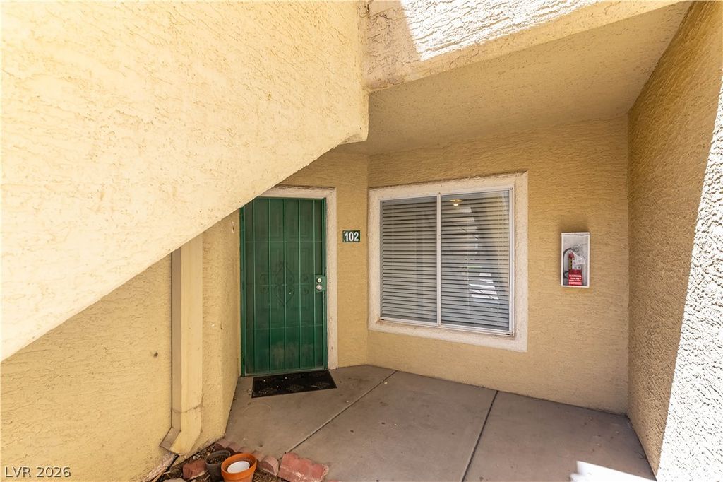1420 JAMIELINN Lane 102, Las Vegas, NV 89110 — photo 3