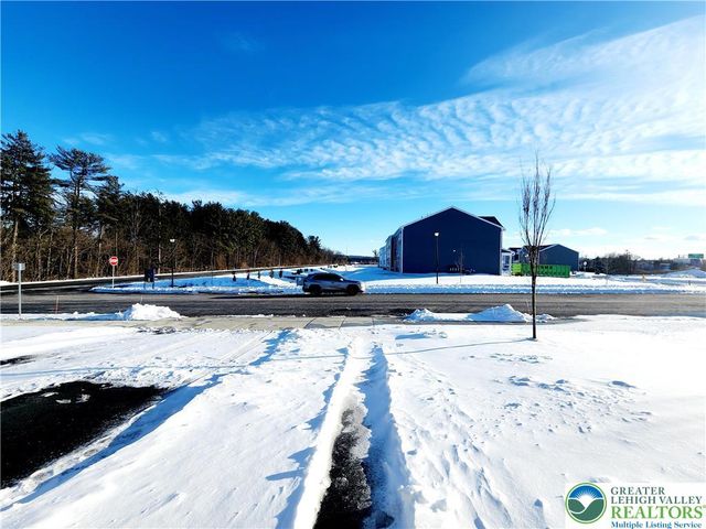 1104 Martin Road, Upper Macungie Twp, PA 18031