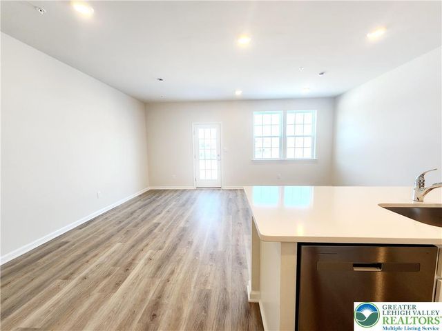 1104 Martin Road, Upper Macungie Twp, PA 18031