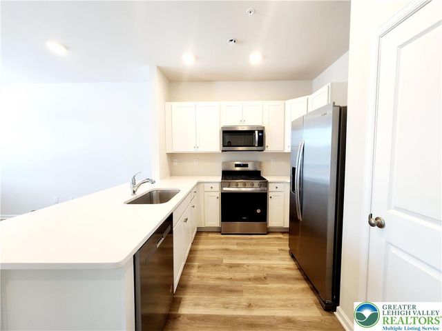 1104 Martin Road, Upper Macungie Twp, PA 18031