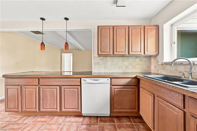 1709 Placid CT, Virginia Beach, VA 23453