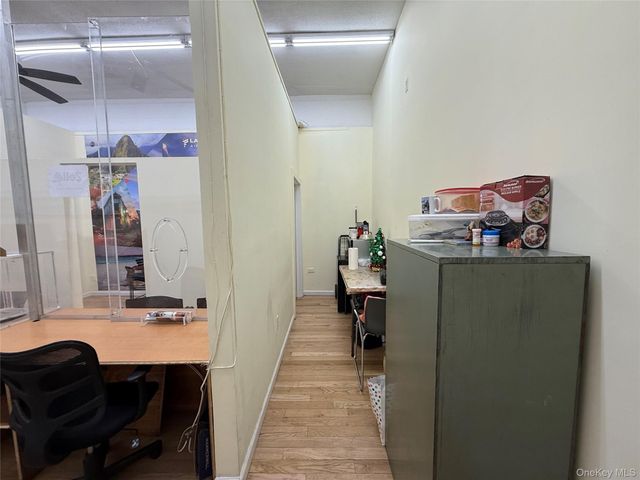 160 Graham Avenue 1st floor, Brooklyn, NY 11206