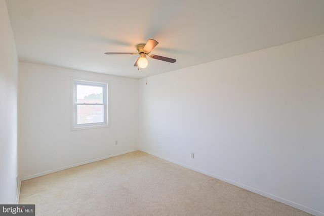 1021 FOXCHASE LN, Essex, MD 21221