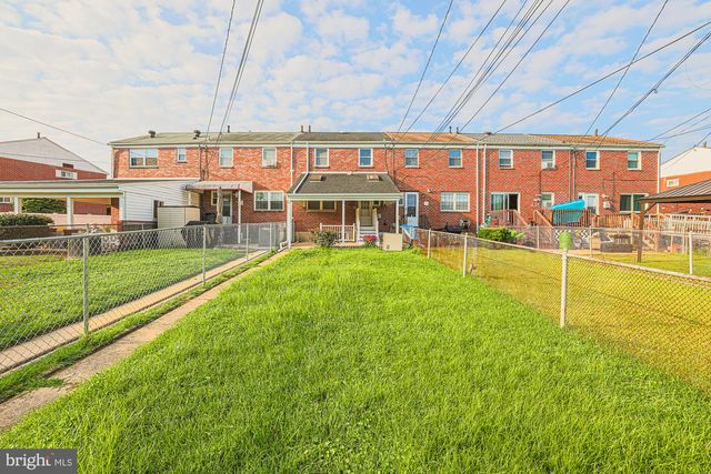 1021 FOXCHASE LN, Essex, MD 21221