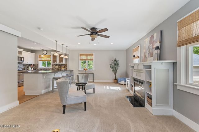 775 St Davids Lane, Niskayuna, NY 12309