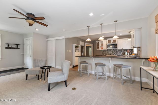 775 St Davids Lane, Niskayuna, NY 12309
